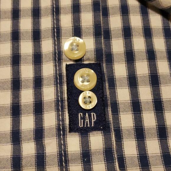 Babygap 5T 100% cotton button down - Picture 6 of 6